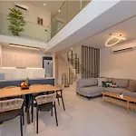 Lavender Loft Βίλα